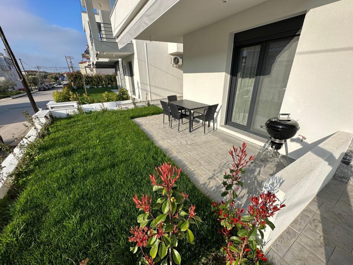 Olea Suites 2 Nea Moudania Exterior photo